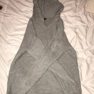 Sweater grey WITH hood